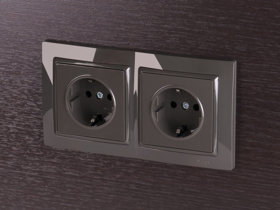 Wl07-SKG-01-ip20/ розетка