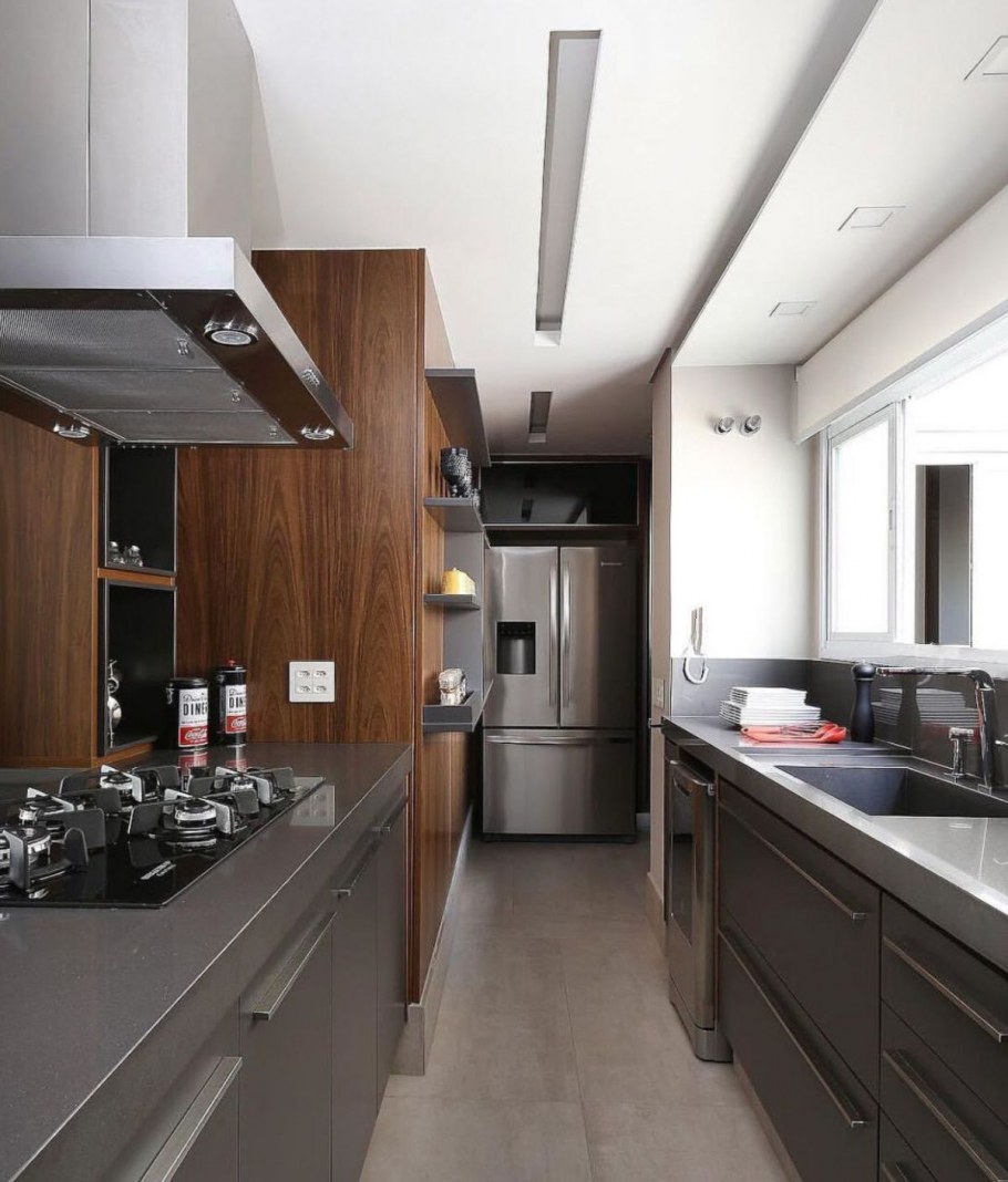 Узкая кухня вагончик