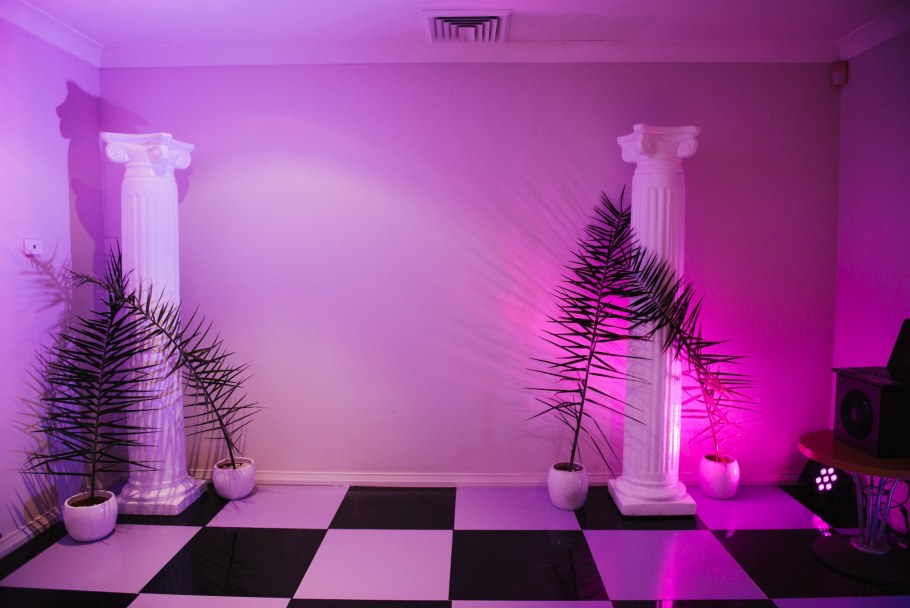 Aesthetic vaporwave неоне