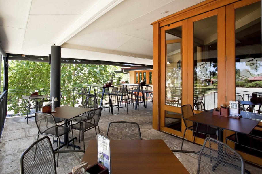 Refugio Marin Chocolate