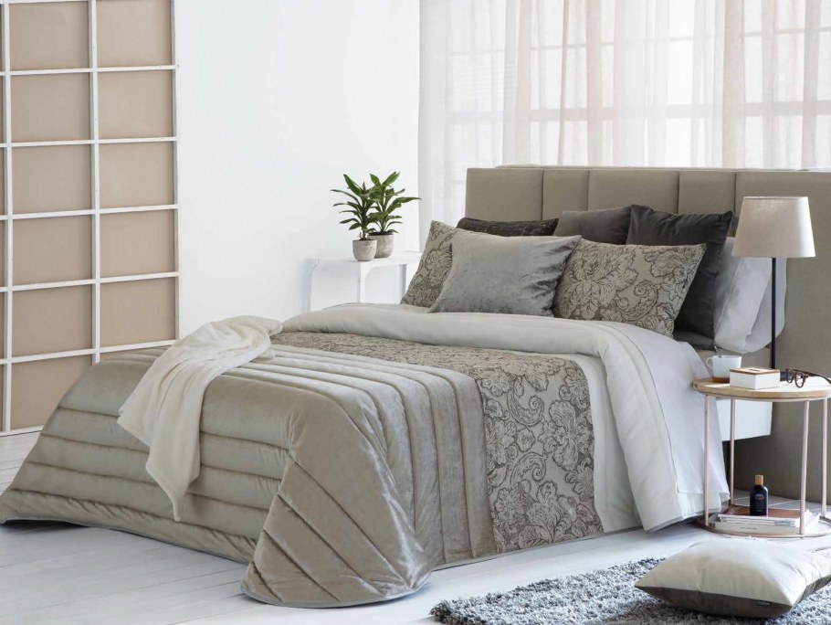 Покрывало Antilo 250 270