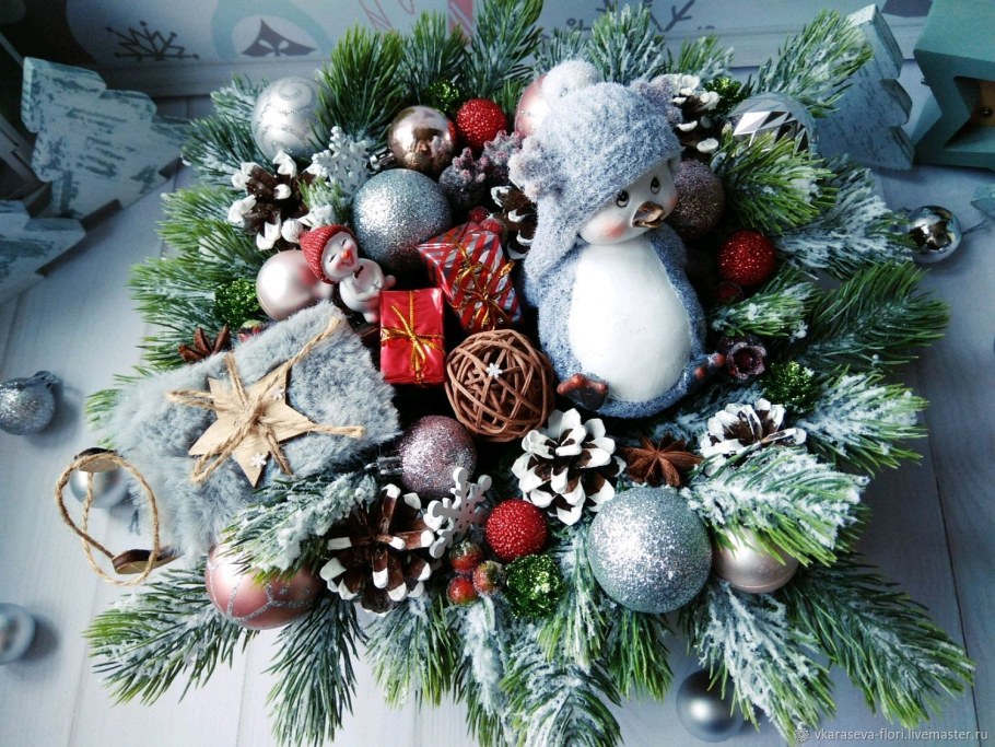 Новогодняя композиция на стол