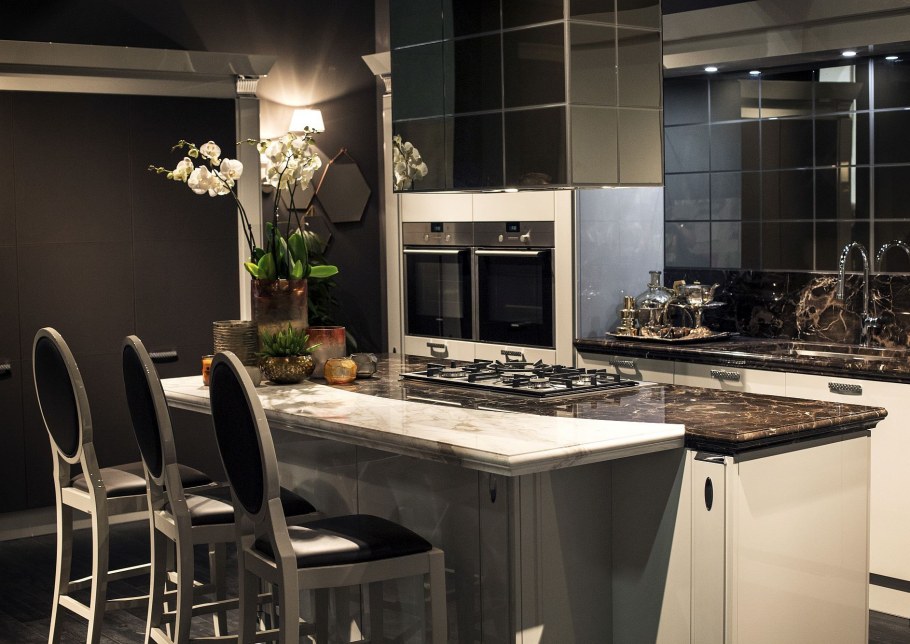 Куни с мраморным полом