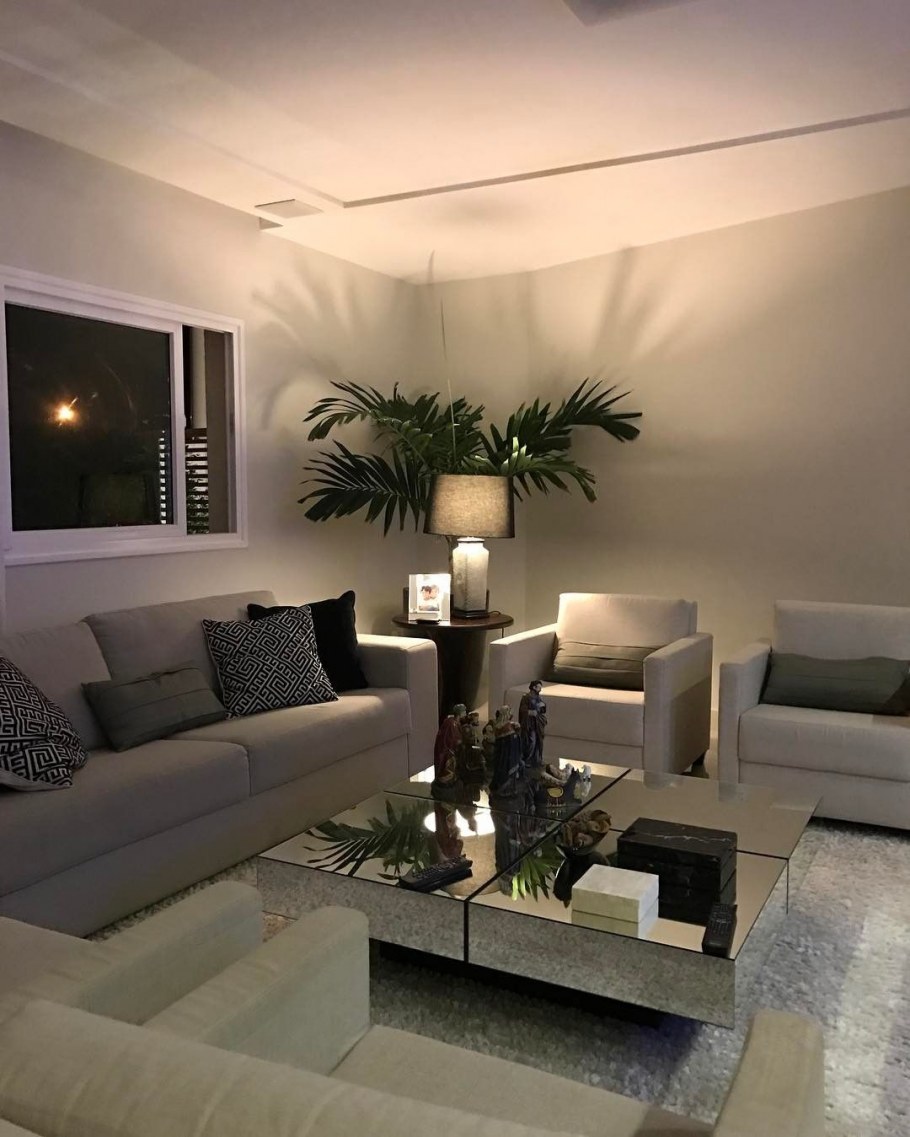 Небольшая уютная гостиная