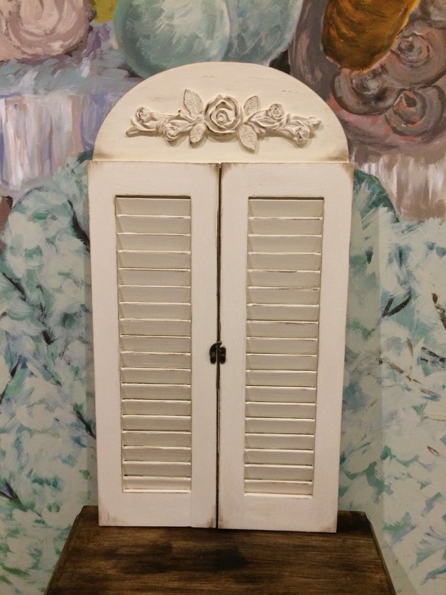 Зеркало винтажное со ставнями "розы Прованса"