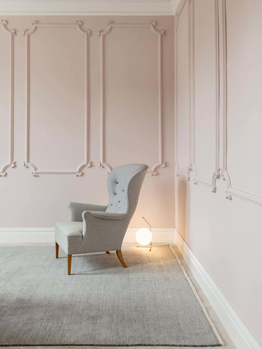 Декоративная штукатурка с молдингами