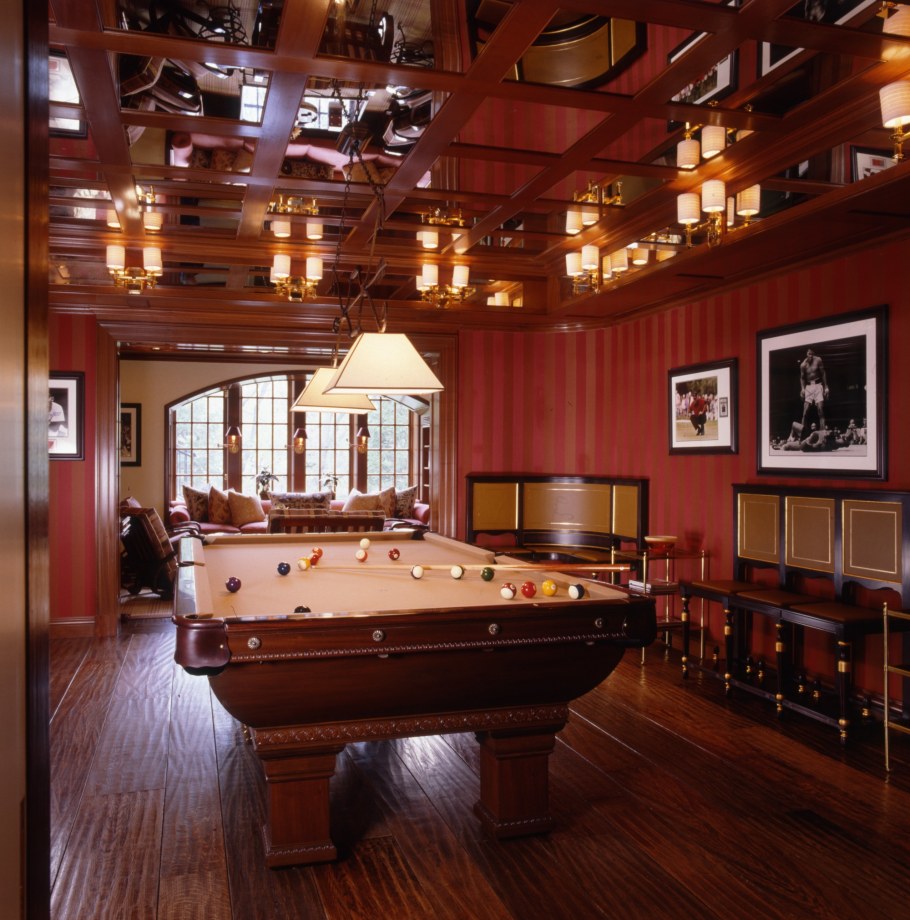 Бильярдные комнаты