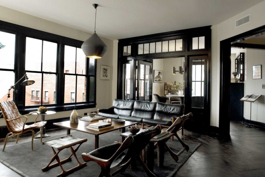 Темные рамы в интерьере