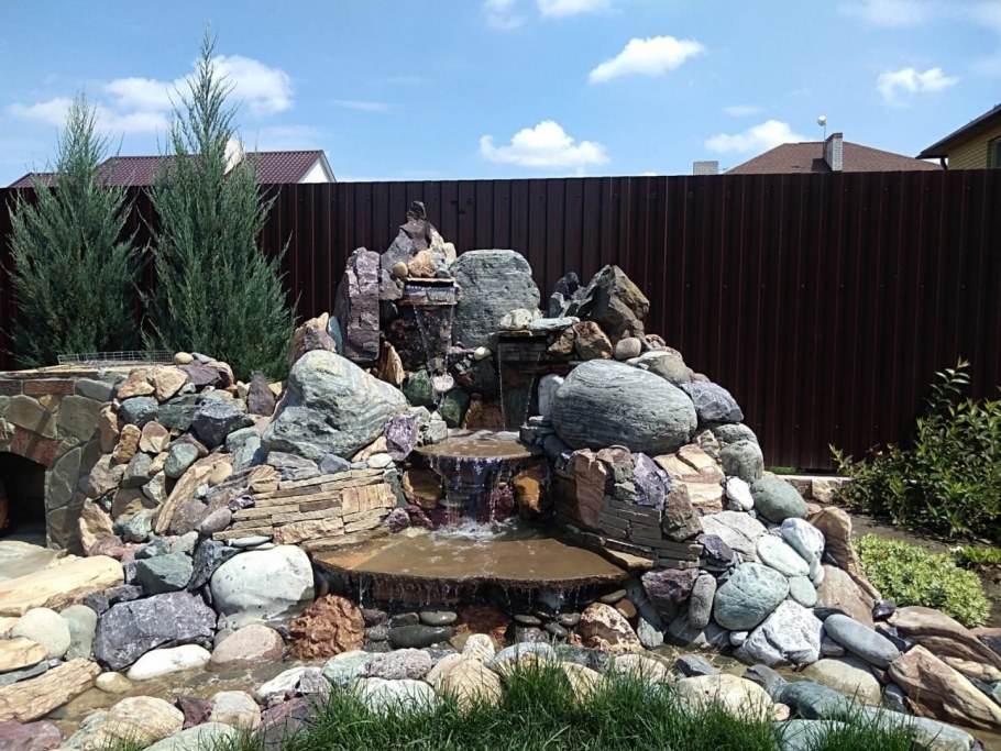 Горка из дикого камня