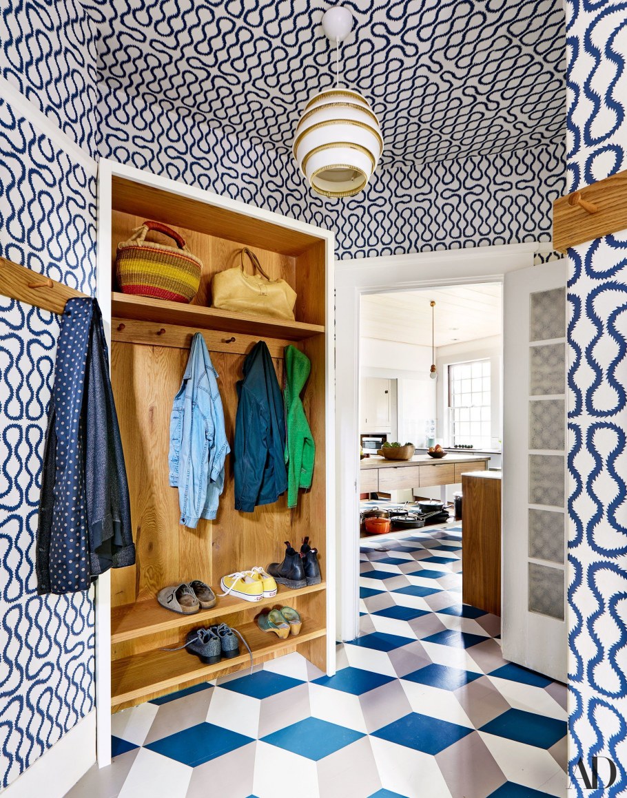 Прихожая в морском стиле