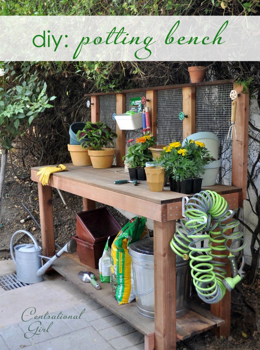 Ландшафтный уголок в саду