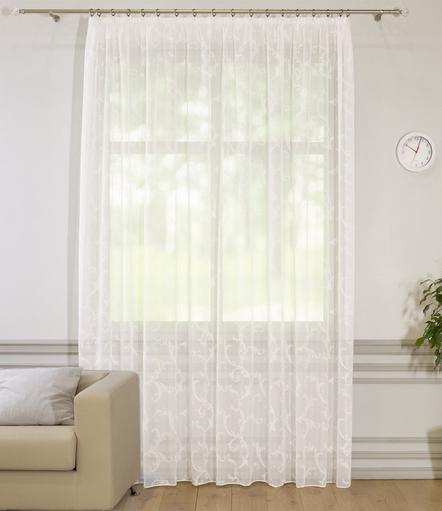 Тюль в гостиную без штор