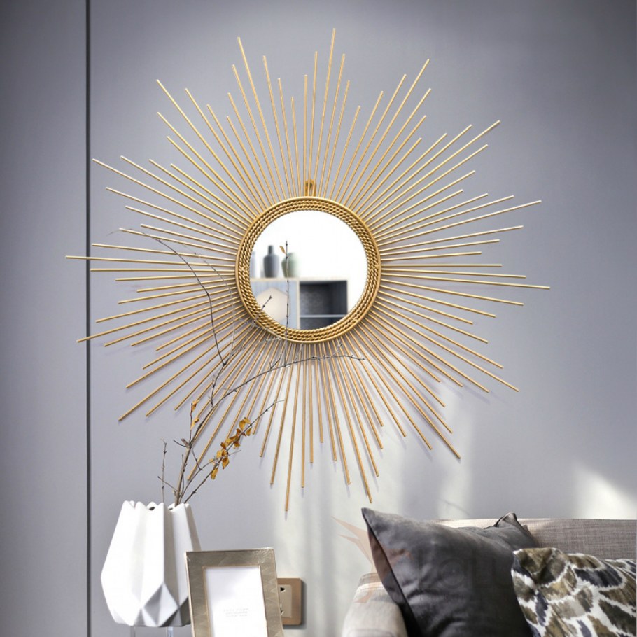 Зеркальное украшение на стену