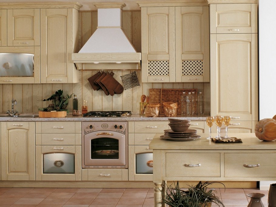 Кухня в стиле Прованс бежевая