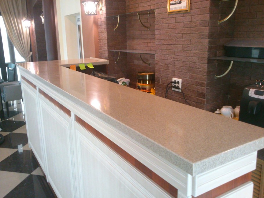 Стойка барная волна l500