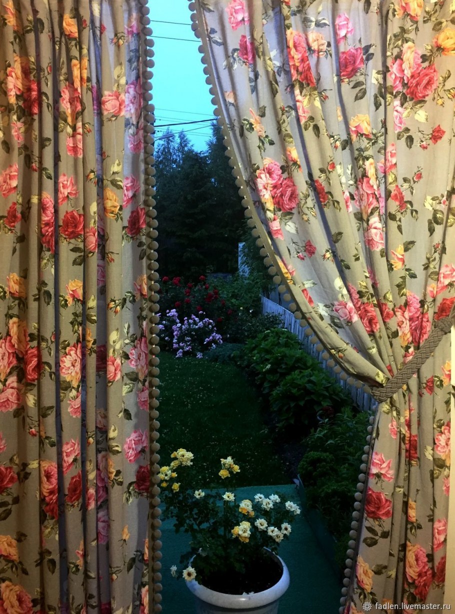 Шторы с цветочным принтом