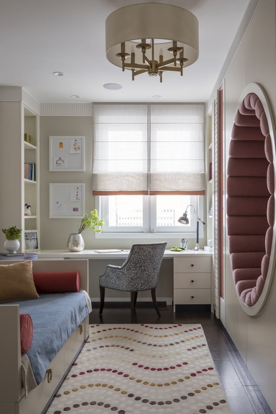 Обставить маленькую комнату