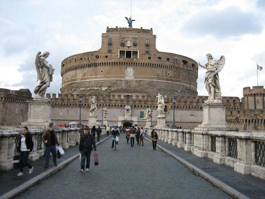 Храм Святого ангела в Риме