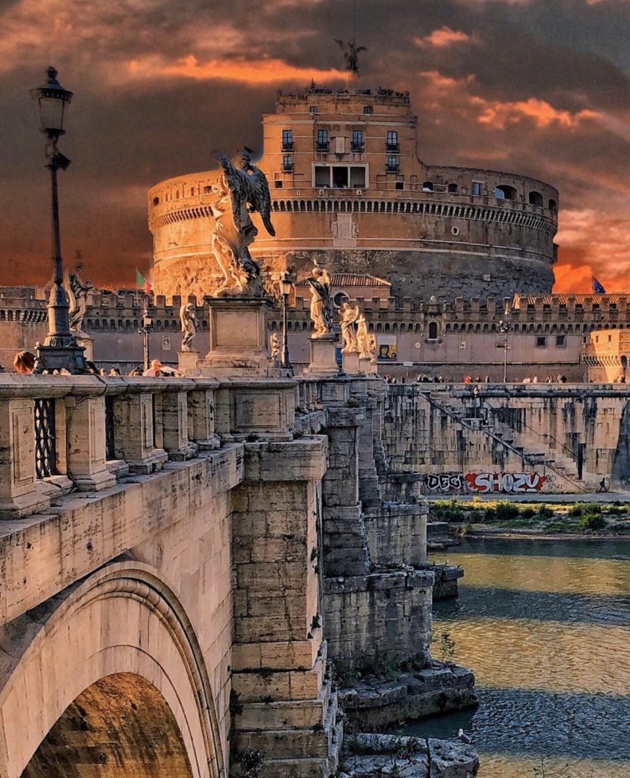 Замок Сант Анджело в Риме