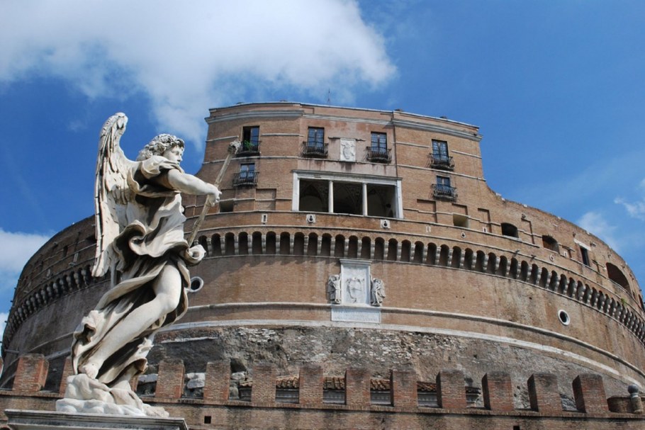 Замок Святого ангела в Риме