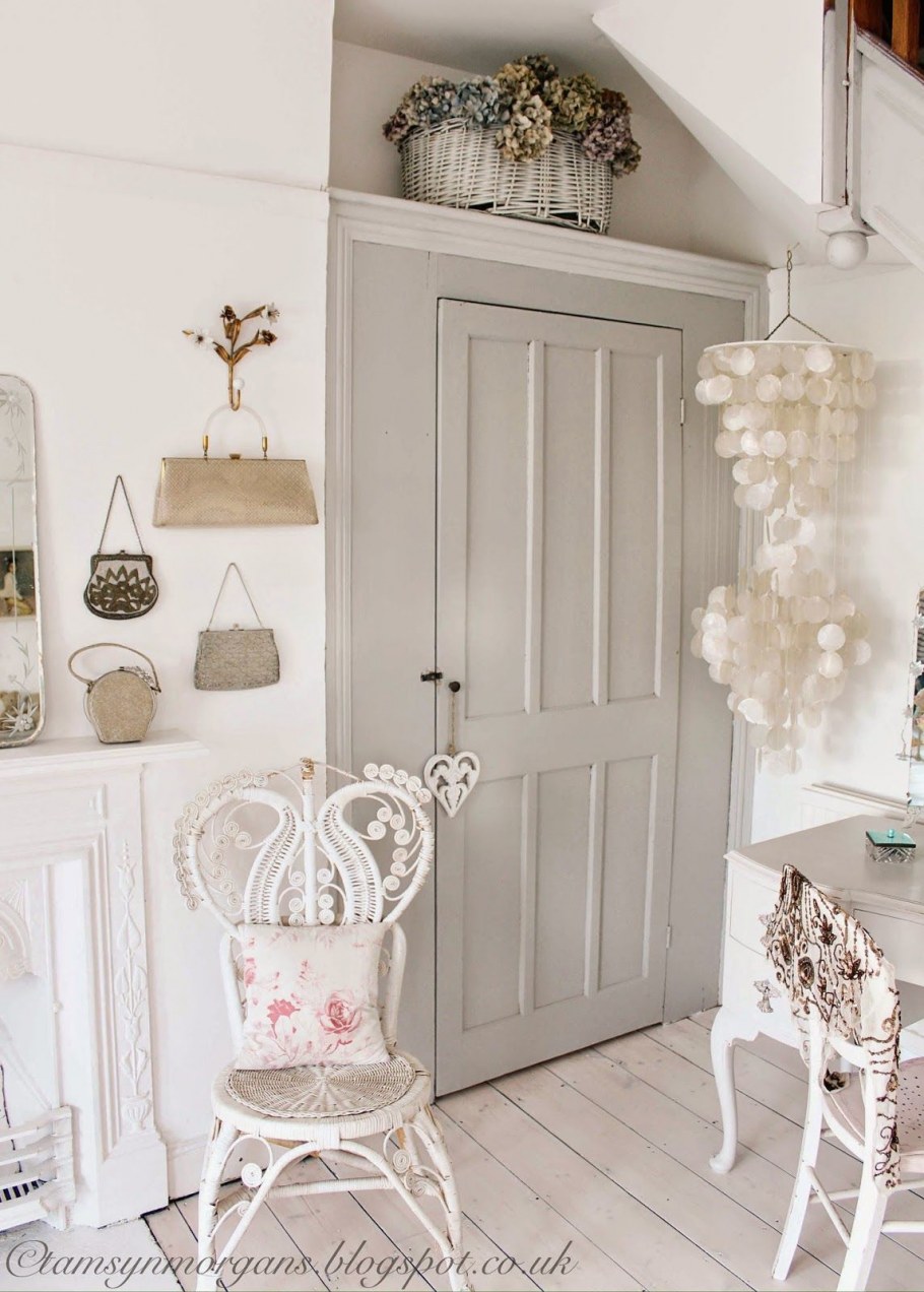 Гостиная в стиле шебби Шик и Прованс