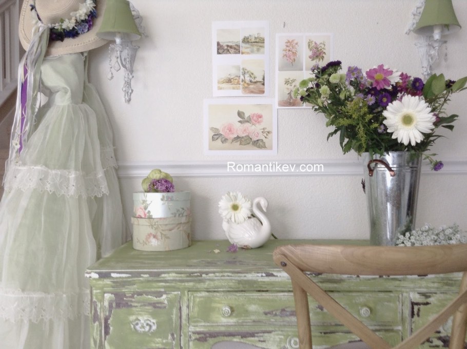 Карниз шебби Шик