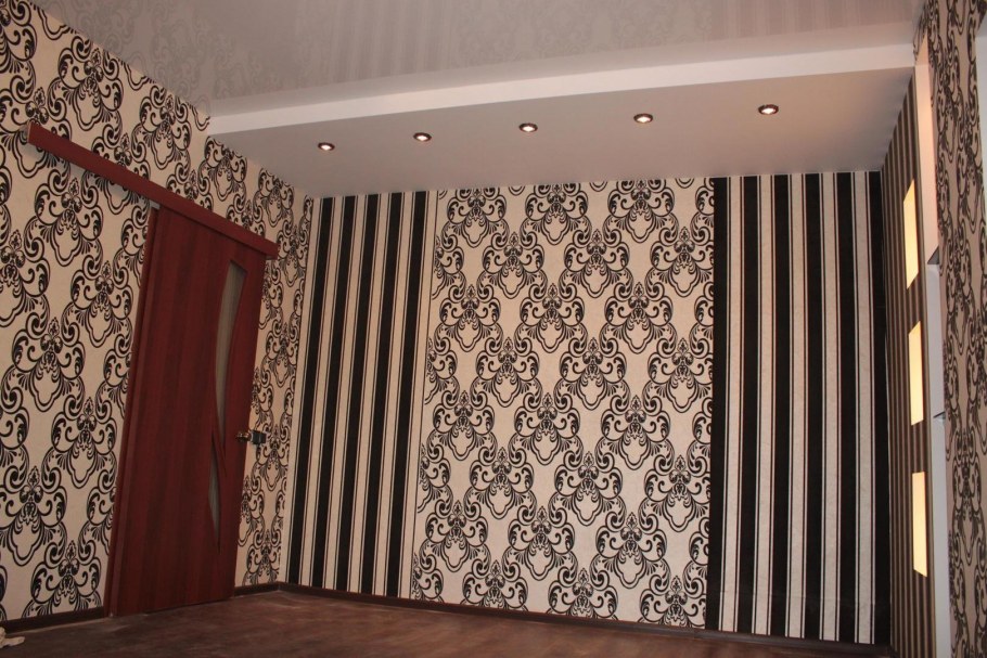 Наклейки на обои