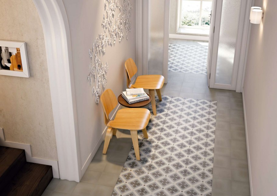 Плитка в прихожей