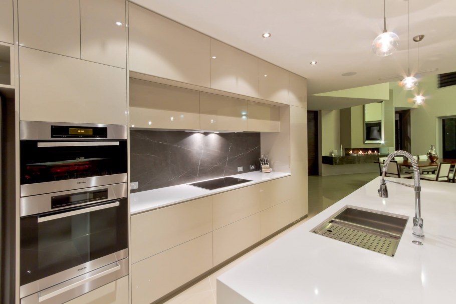 Кухни Модерн 2020 без ручек