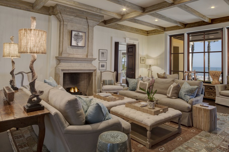 Гостиная в колониальном стиле