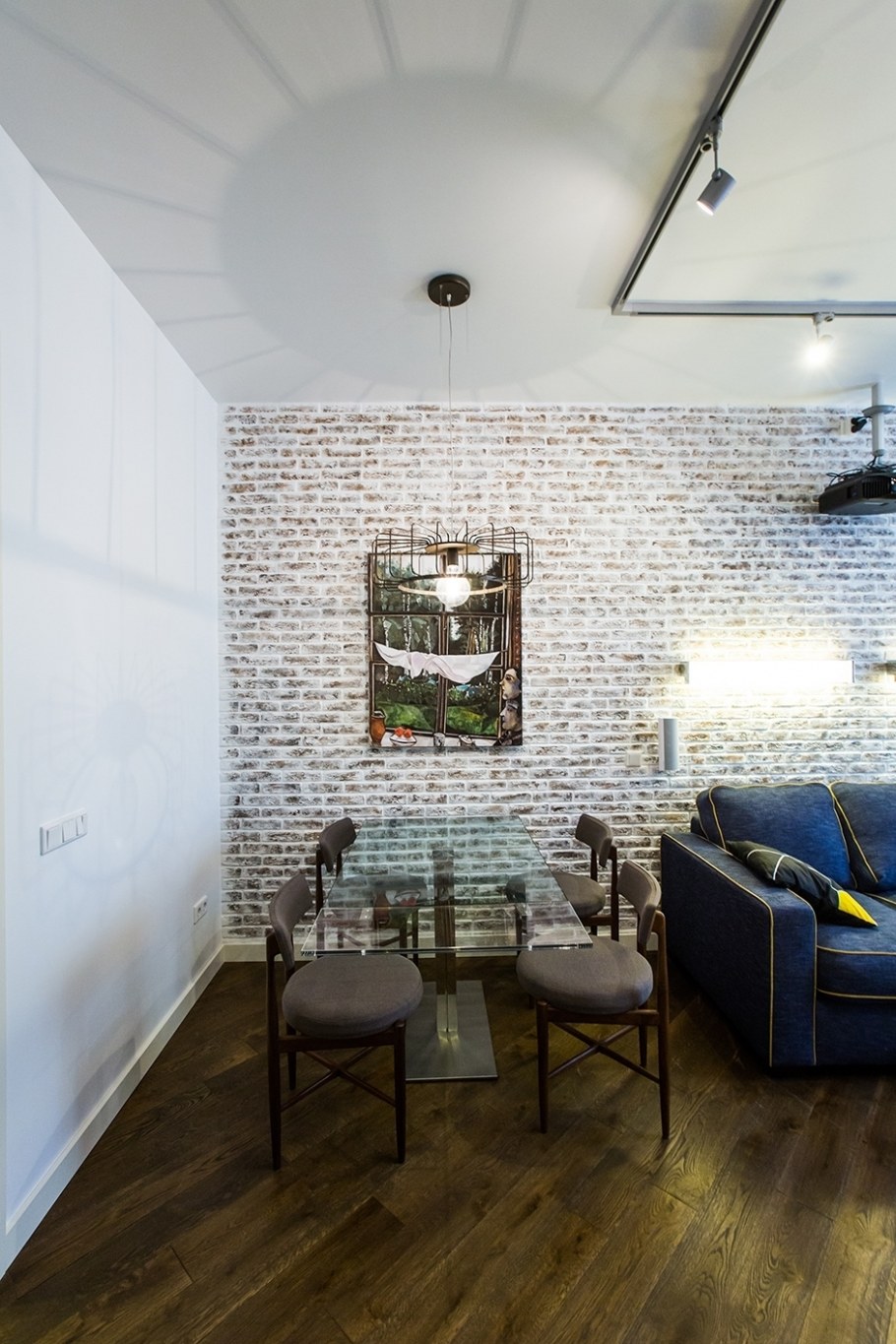 Интерьер кухни гостиной в скандинавском стиле в частном доме