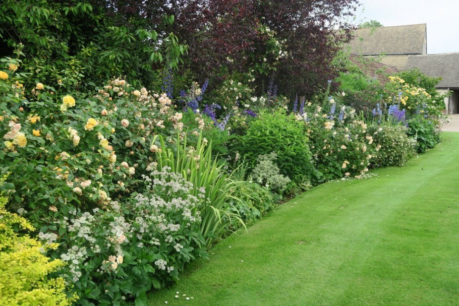 Сады Англии миксбордеры