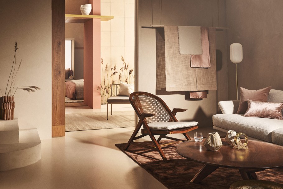 Гостиная в теплых тонах