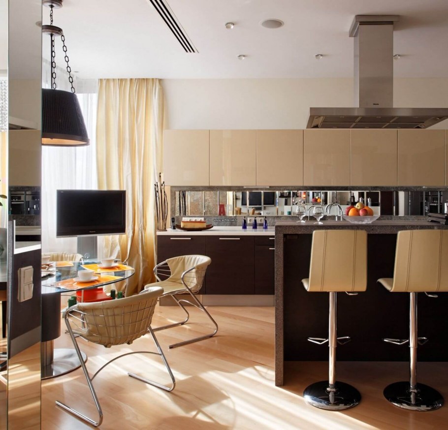 Кухня-гостиная с барной стойкой