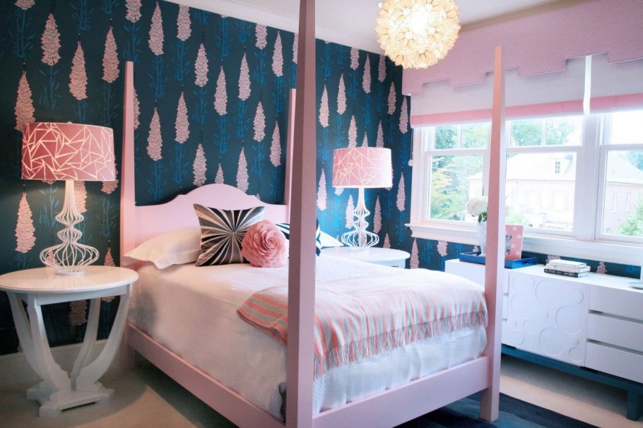 Розово голубая детская комната