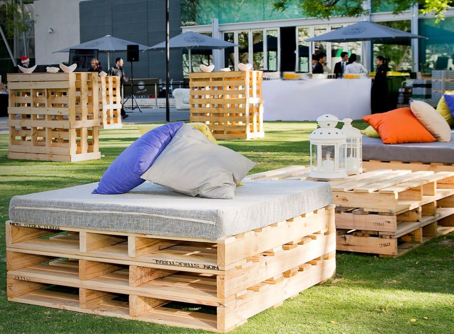 Деревянная зона отдыха