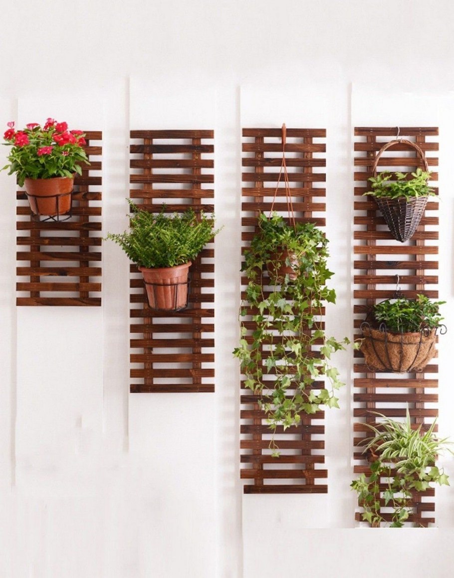 Настенная решетка для цветов