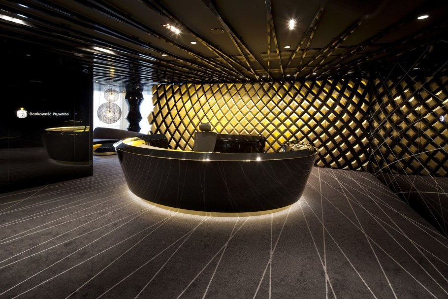 Необычный ресепшн