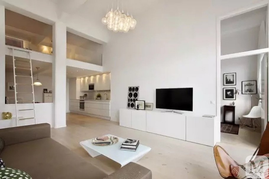 Квартира студия в белых тонах