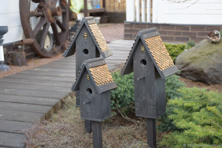 Декоративные домики для сада из дерева