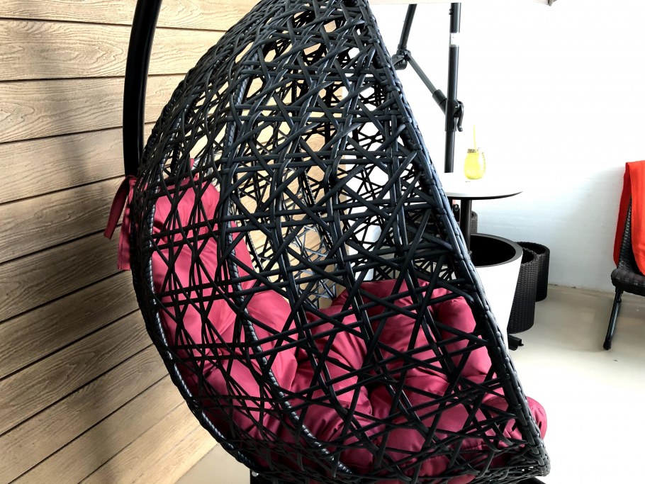 Подвесное кресло из шнура