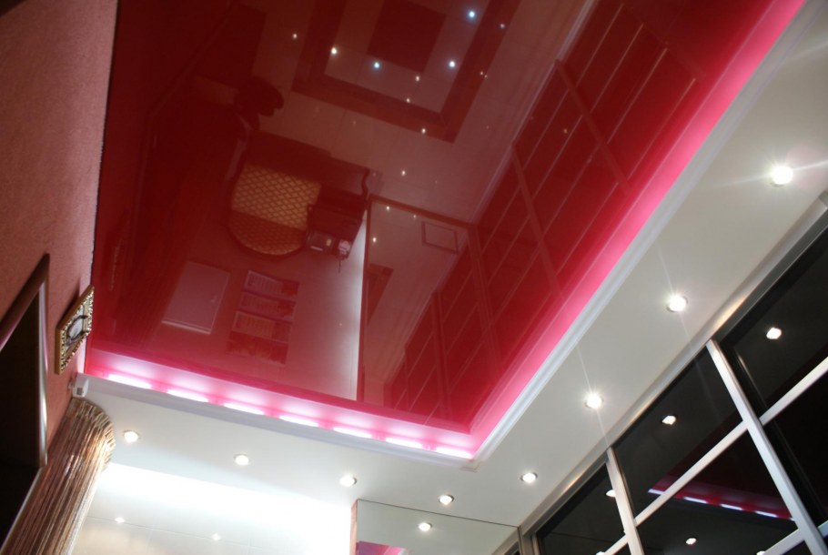 Натяжные потолки