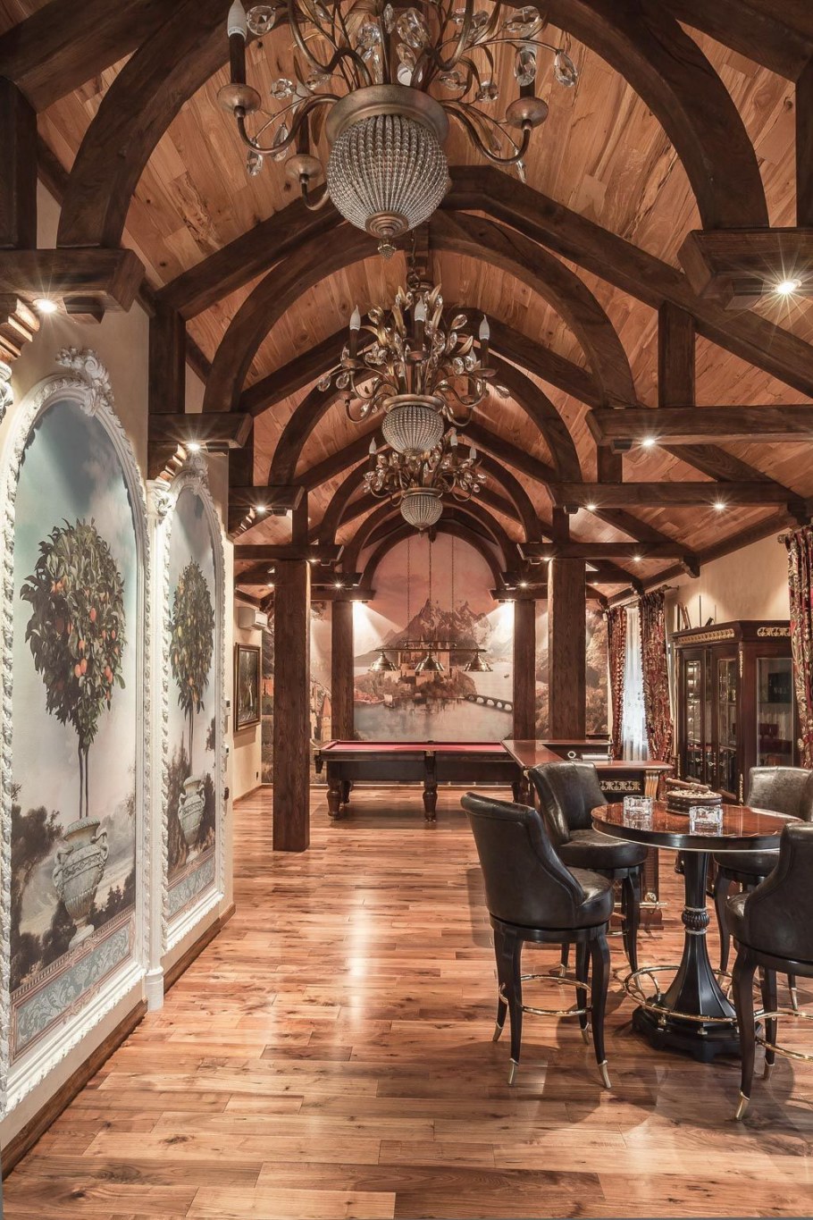 Поместье обеденный зал