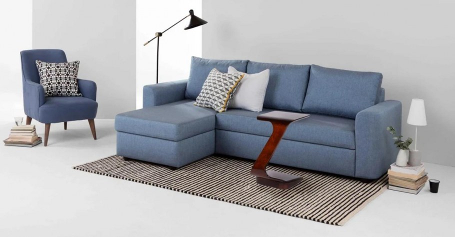 Серо голубой диван