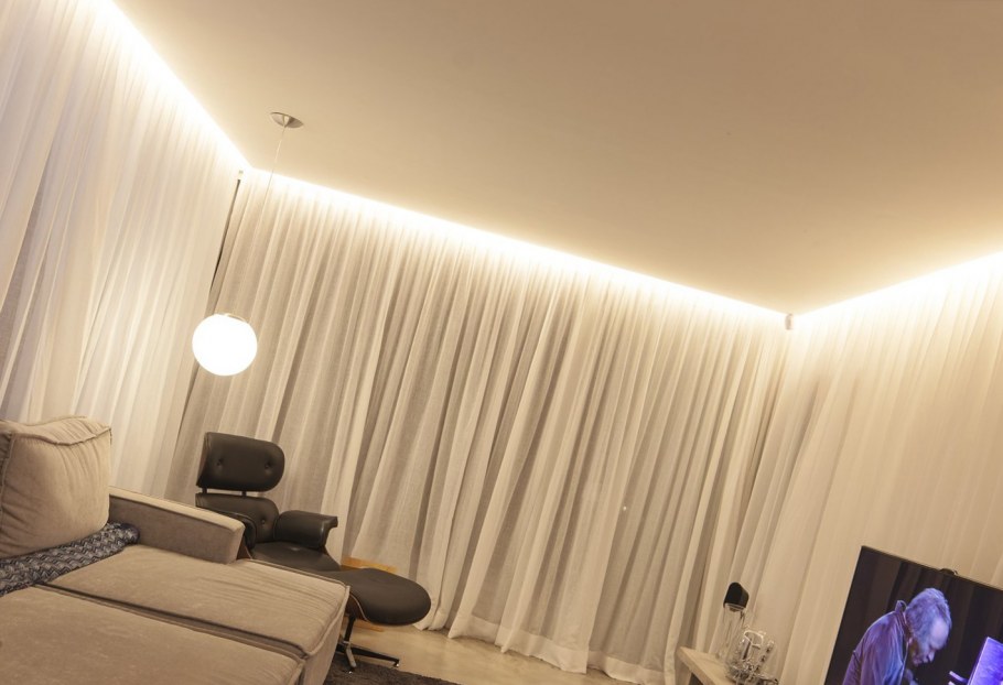 Парящий натяжной потолок