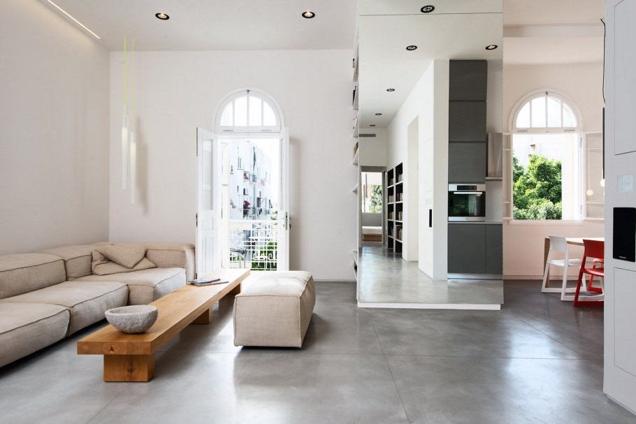 Светлый просторный интерьер