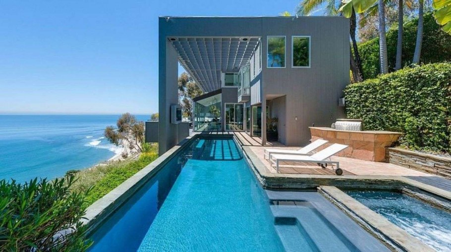 Особняк в Лос Анджелесе