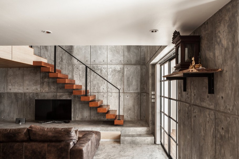 Крутые лестницы в лофт квартирах