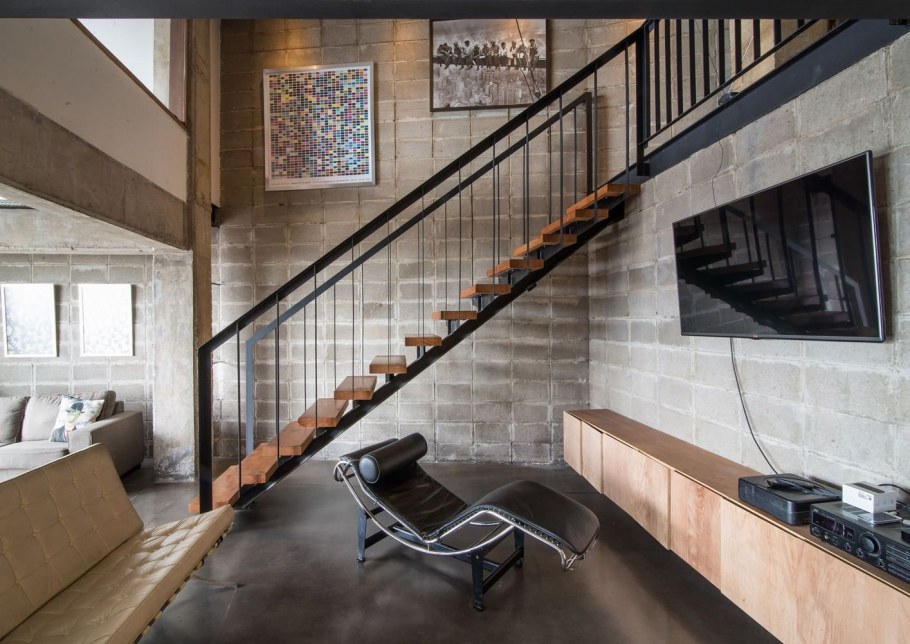 Лестницы лофт на косоурах