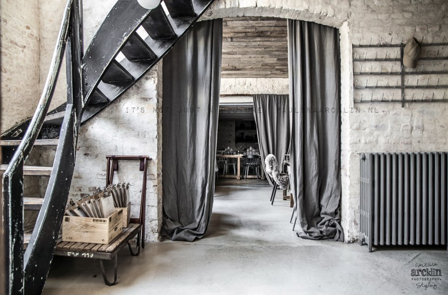 Лестница в стиле лофт и Индастриал